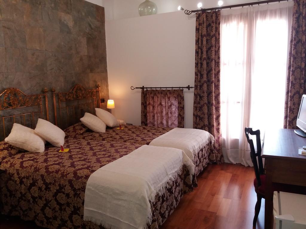Segles - Turismo De Interior Hotell