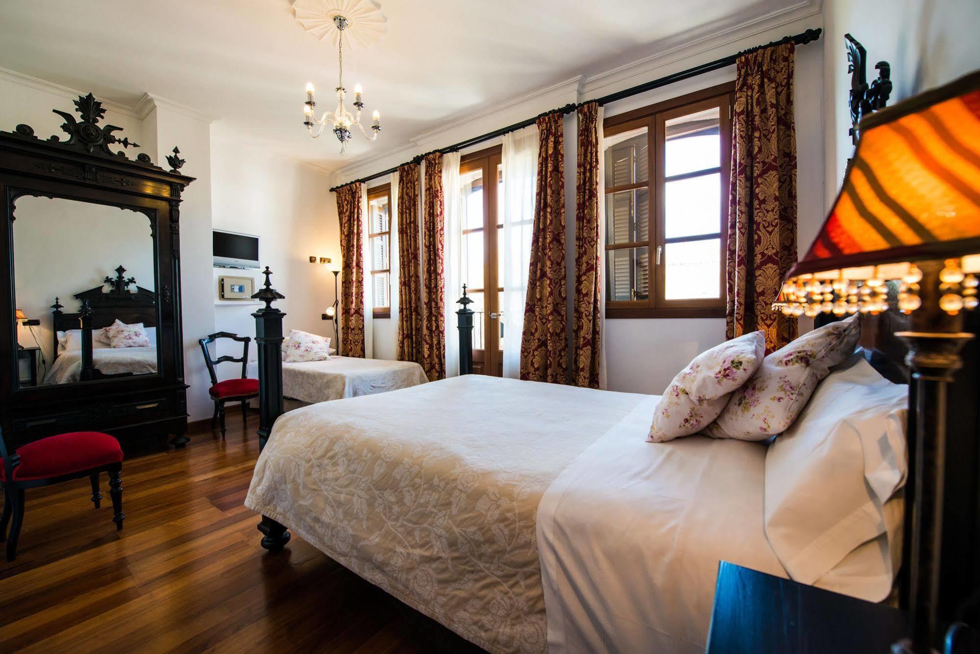 Segles - Turismo De Interior Hotell 4*
