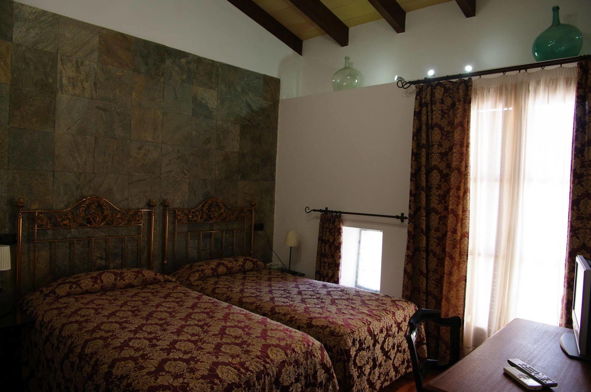 Hotell Segles - Turismo De Interior